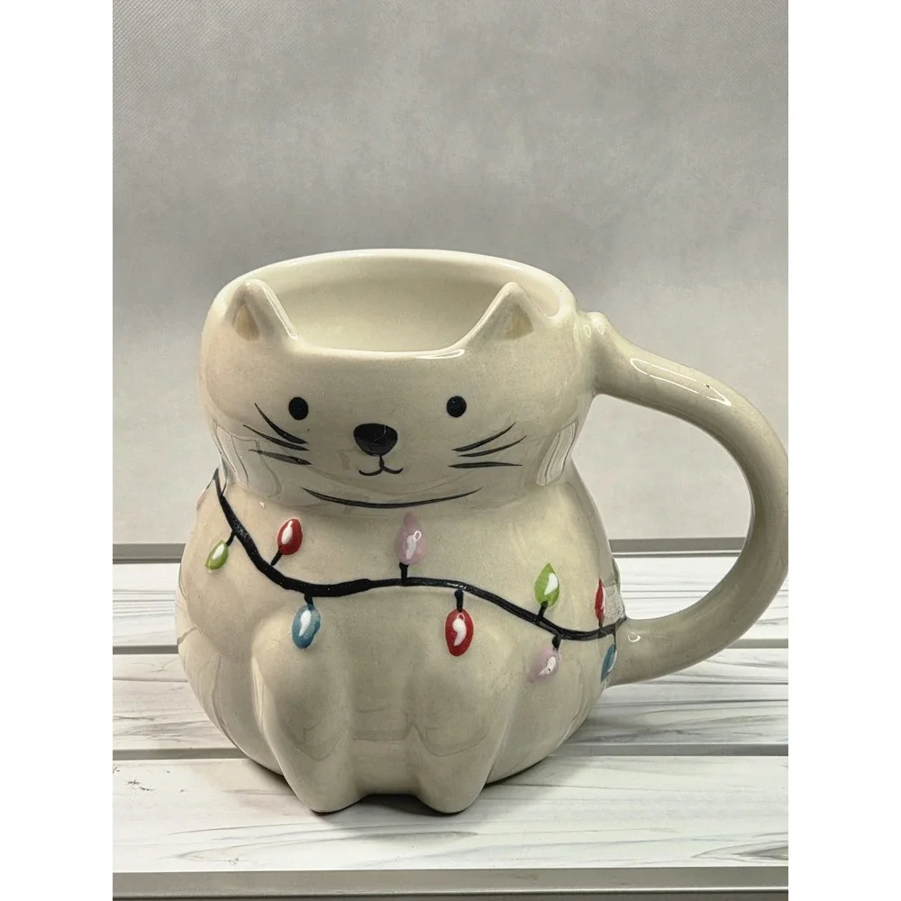 Target Wondershop 2024 16 oz Stoneware Figural Cute Christmas Cat Mug New